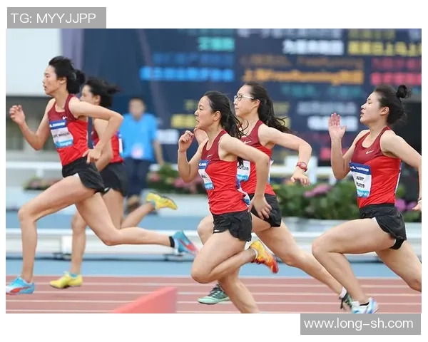 上海足球队逆袭之路揭秘钻石联赛特别报道展现拼搏精神与团队力量