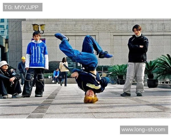 深入分析上海街舞队包夹战术的技巧与策略