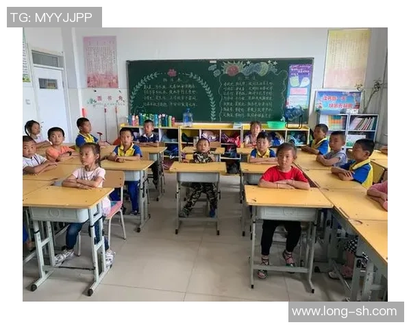 美式足球比赛的节数及其对比赛节奏的影响分析